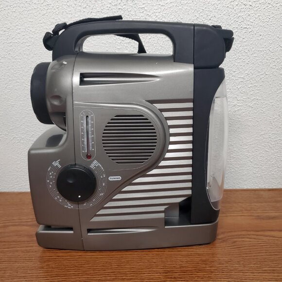 Electronics Claybrooke TV/Latern with AM FM Radio and Weather Band 2001 - Tested - Picture 5 of 12